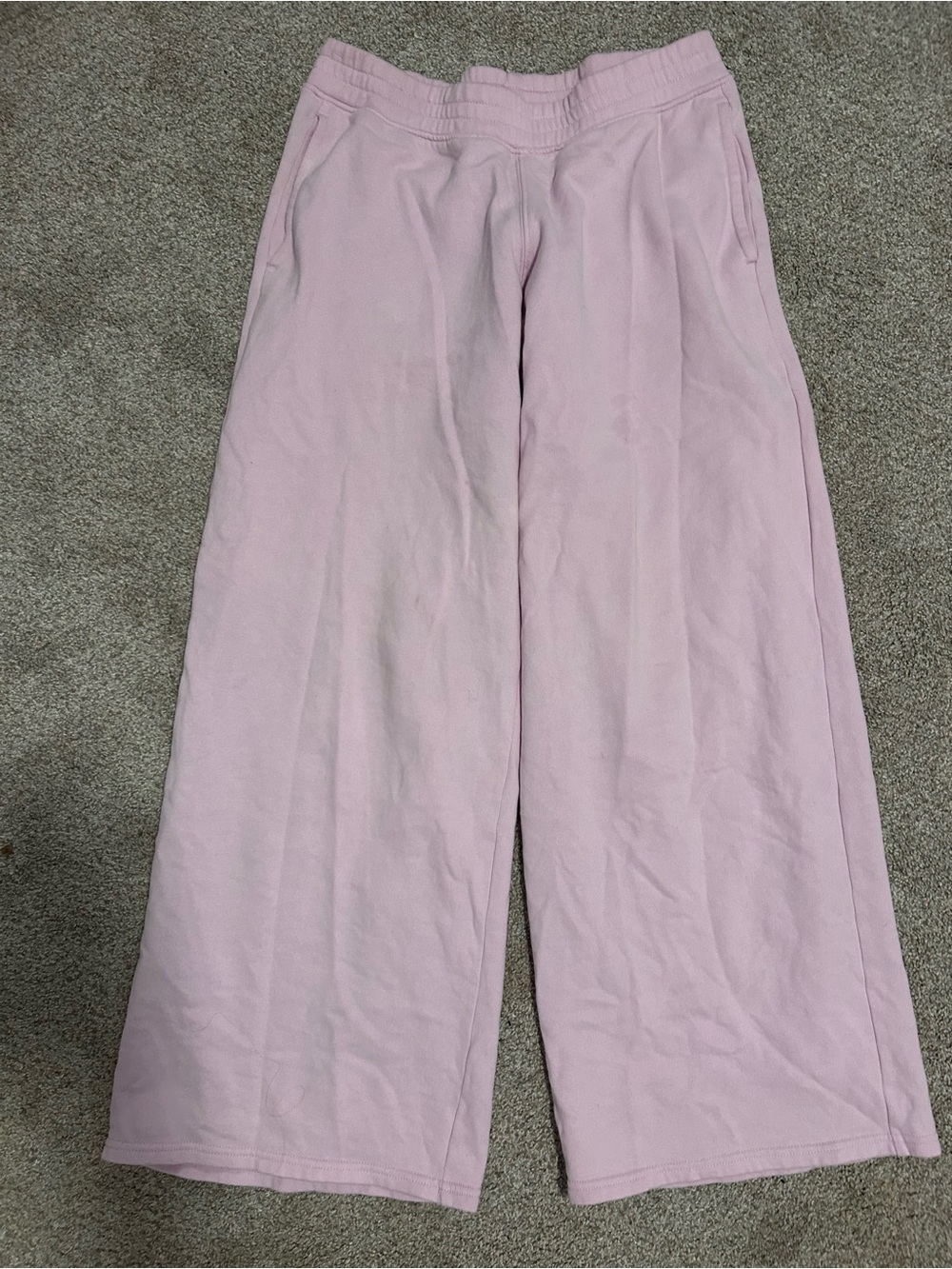 Hollister Wide-Leg Pants in Soft Lilac